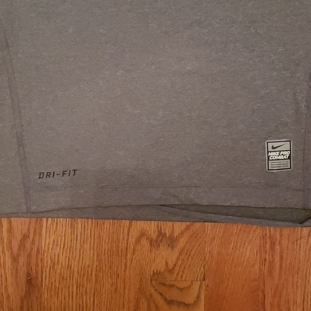 Shirt - Picture 3 of 5